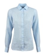 Ljusblå damskjorta tillverkad i 100% linne, feminin passform.