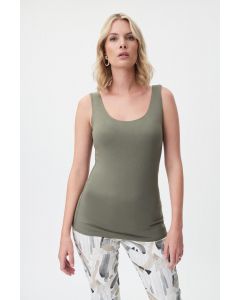 Grön tank topp från Joseph Ribkoff.
