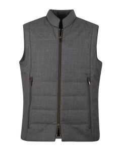 Stenströms herr mörkgrå ullväst i 100 % ull med nylonfoder, polyesterfyllning och alcantara-detaljer.