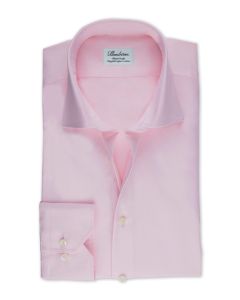 Rosa twillskjorta med slimline passform.