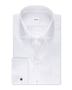 Stenströms Regular vit twillskjorta i superior twofold twill med cut away-krage, dubbel manschett och pärlemorknappar.